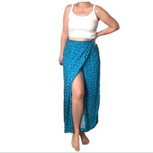 Vintage 80s 90s Liz Baker. Wrap floral maxi skirt. Size M